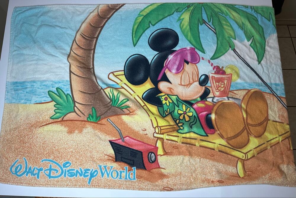 Disney 2000s Mickey Mouse Beach Towel